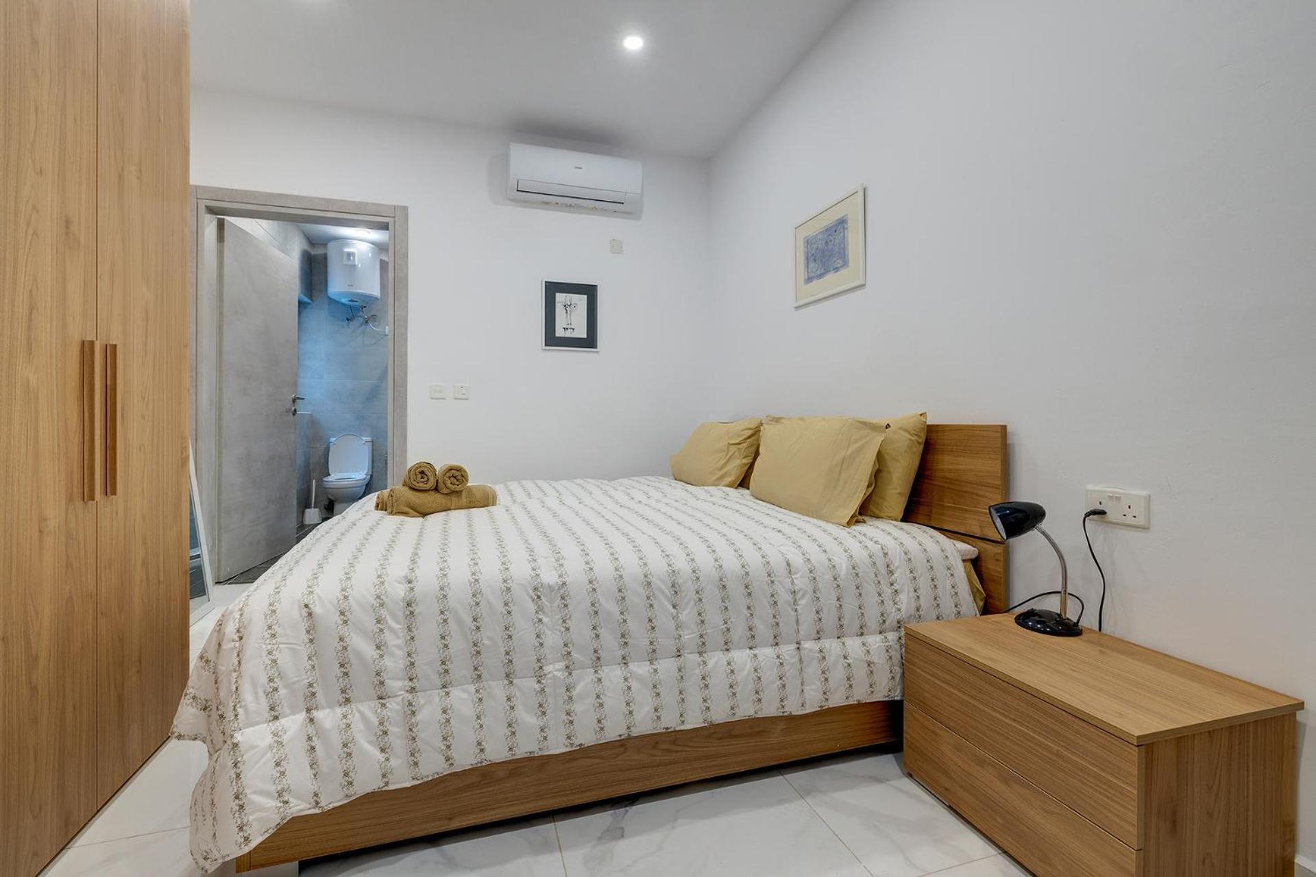 Modern Family Holiday Retreat In Gzira Sliema Bagian luar foto