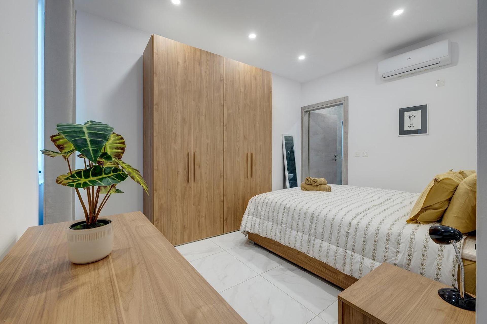 Modern Family Holiday Retreat In Gzira Sliema Bagian luar foto